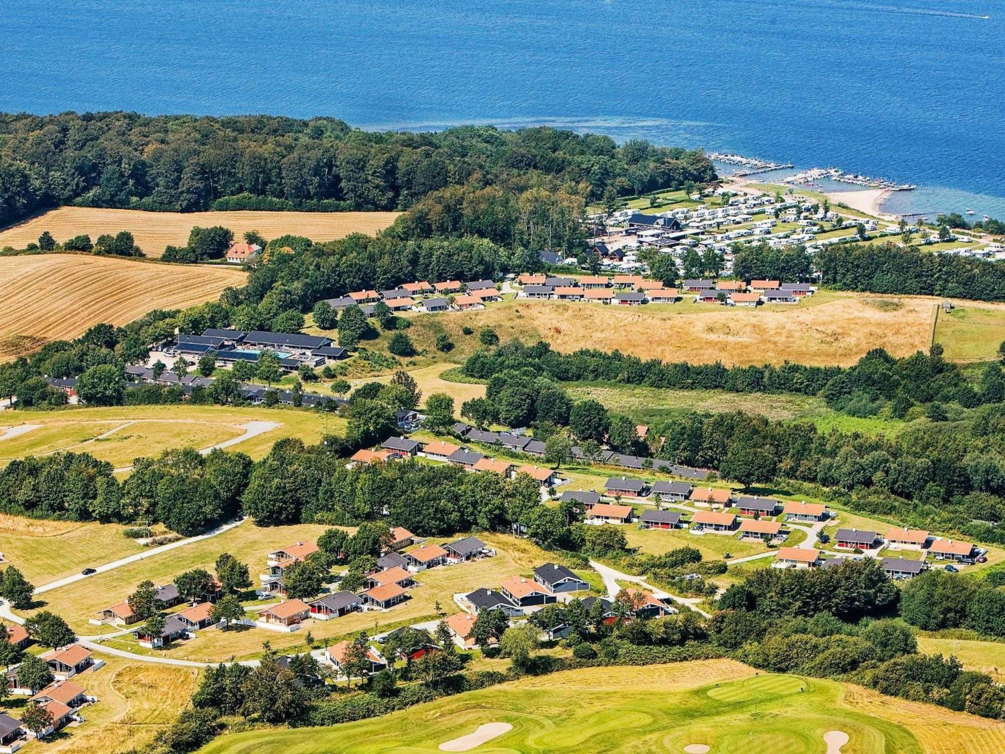 5 Person Holiday Home On A Holiday Park In Aabenraa Bagian luar foto